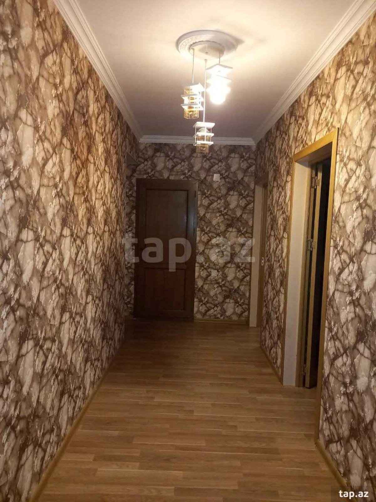 Kirayə verilir 2 otaqlı yeni tikili 70 m²