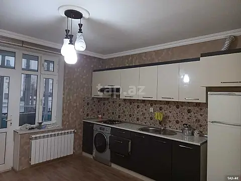 Kirayə verilir 2 otaqlı yeni tikili 70 m²