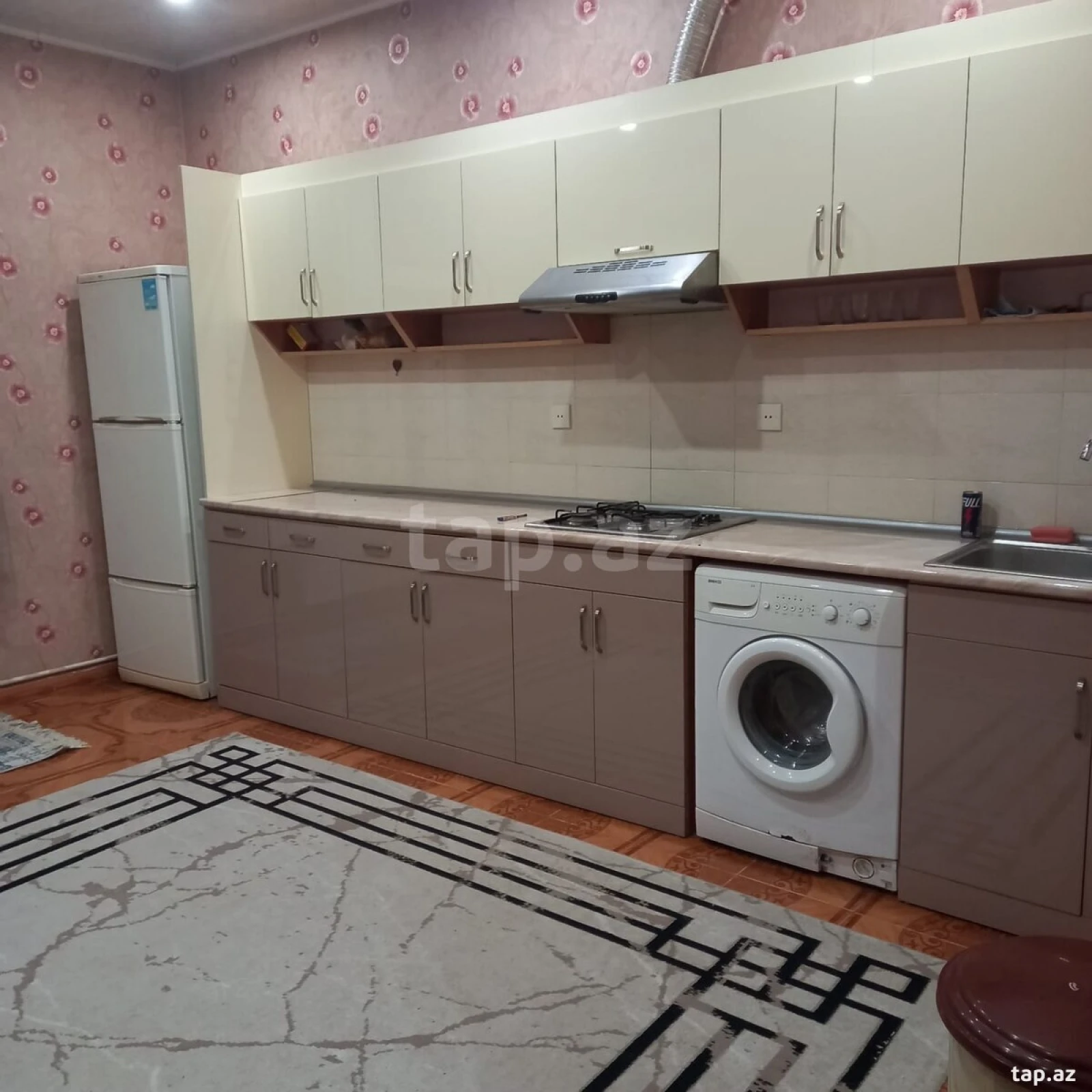 Kirayə verilir 2 otaqlı yeni tikili 95 m²