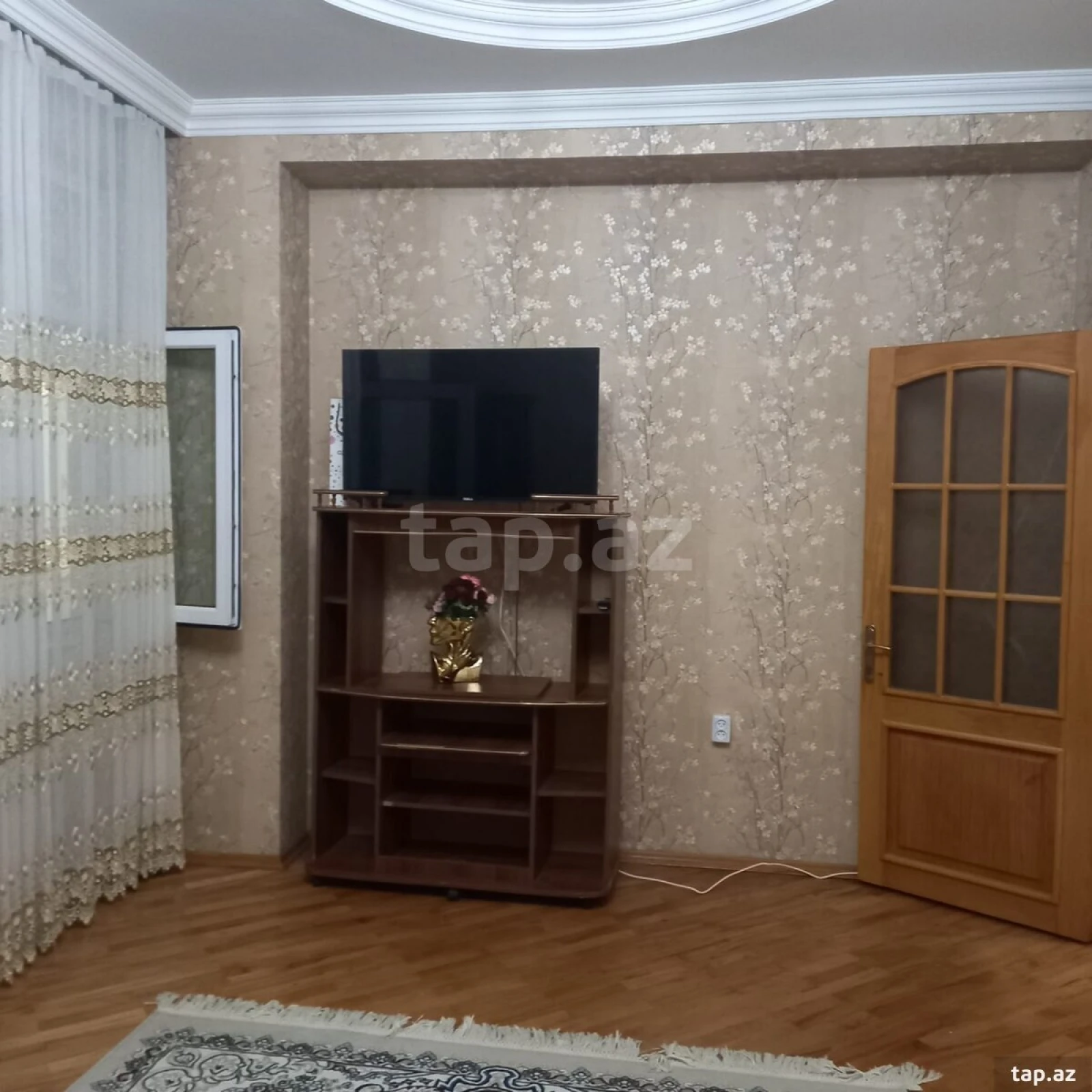 Kirayə verilir 2 otaqlı yeni tikili 95 m²