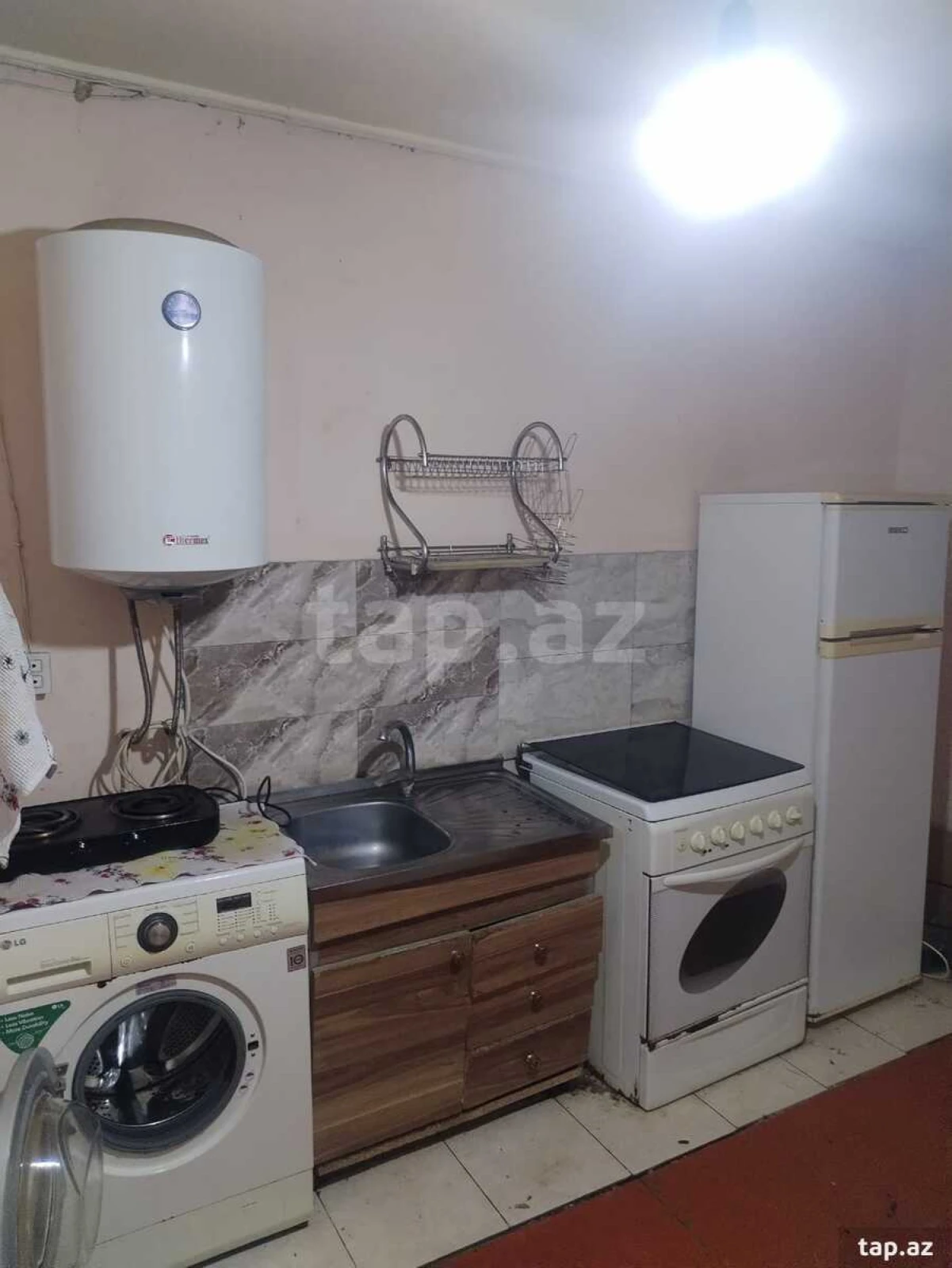 Kirayə verilir 2 otaqlı həyət evi