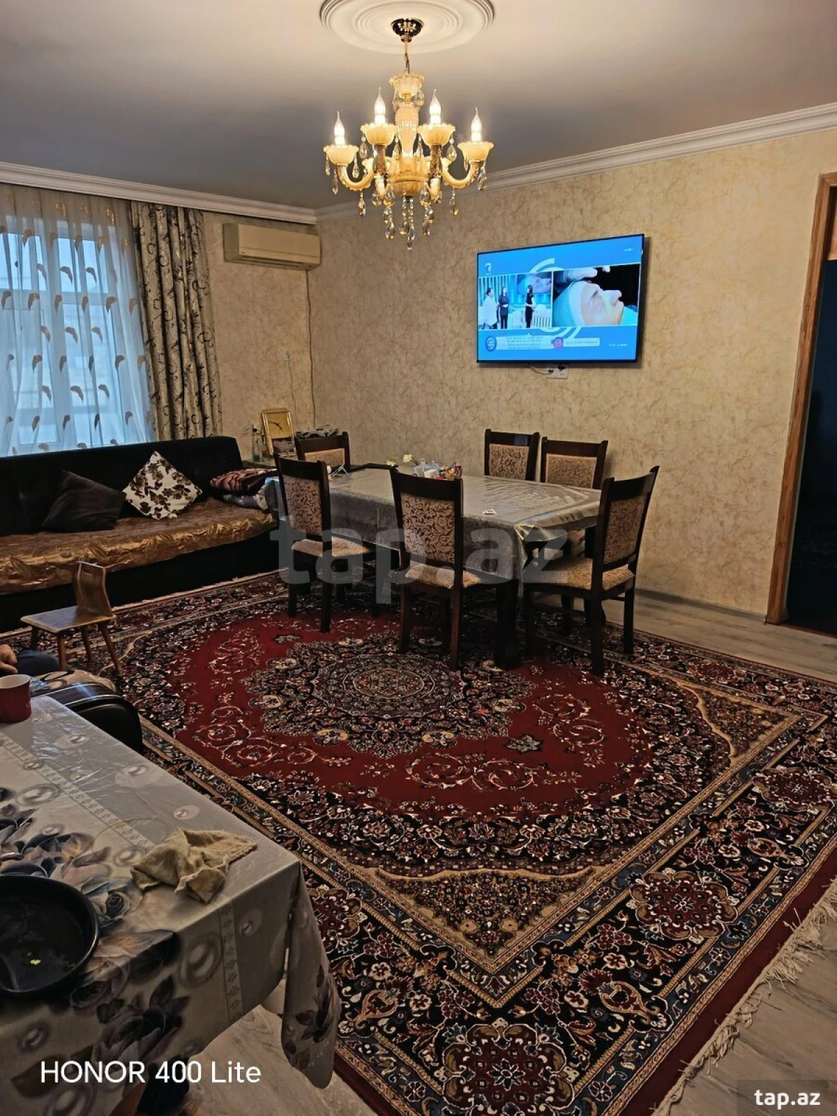 Satılır 8 otaqlı həyət evi