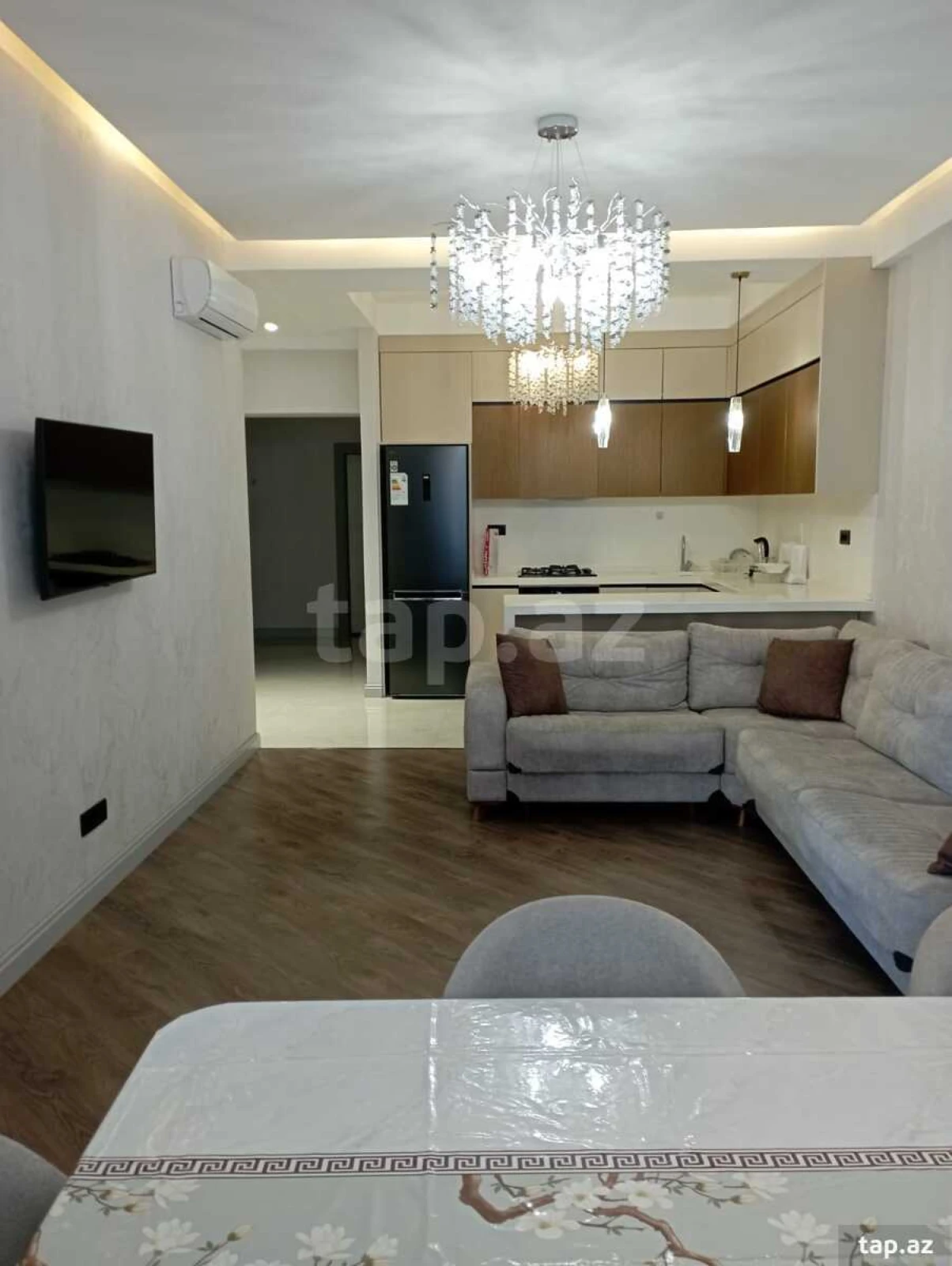 Kirayə verilir 2 otaqlı yeni tikili 80 m²