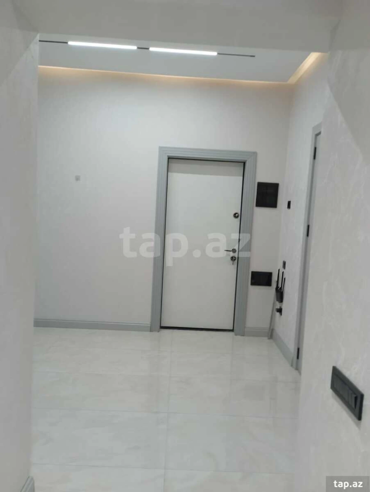 Kirayə verilir 2 otaqlı yeni tikili 80 m²