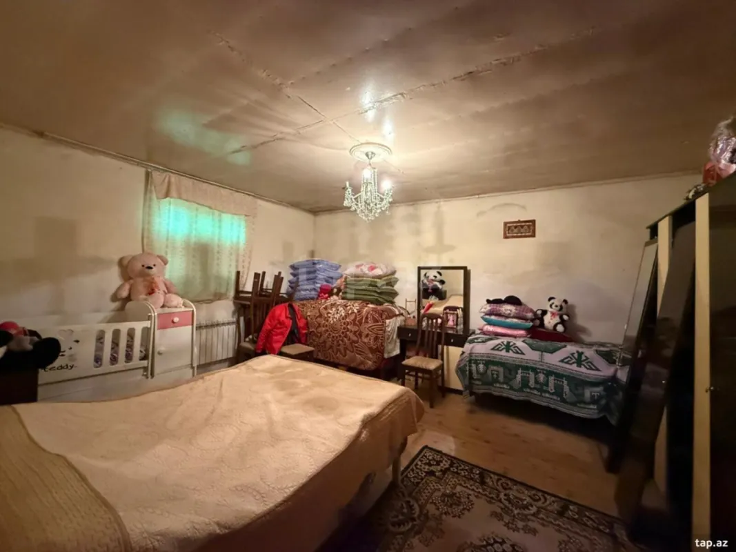 Satılır 4 otaqlı həyət evi