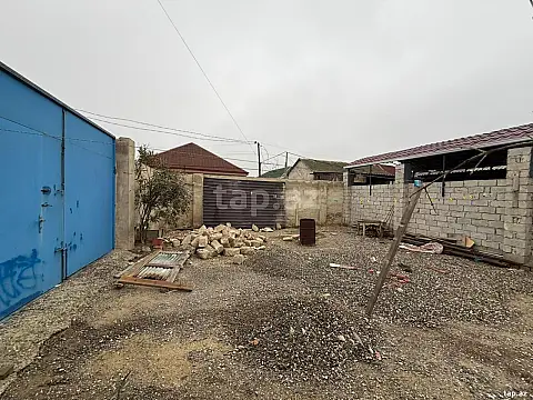 Satılır 4 otaqlı həyət evi