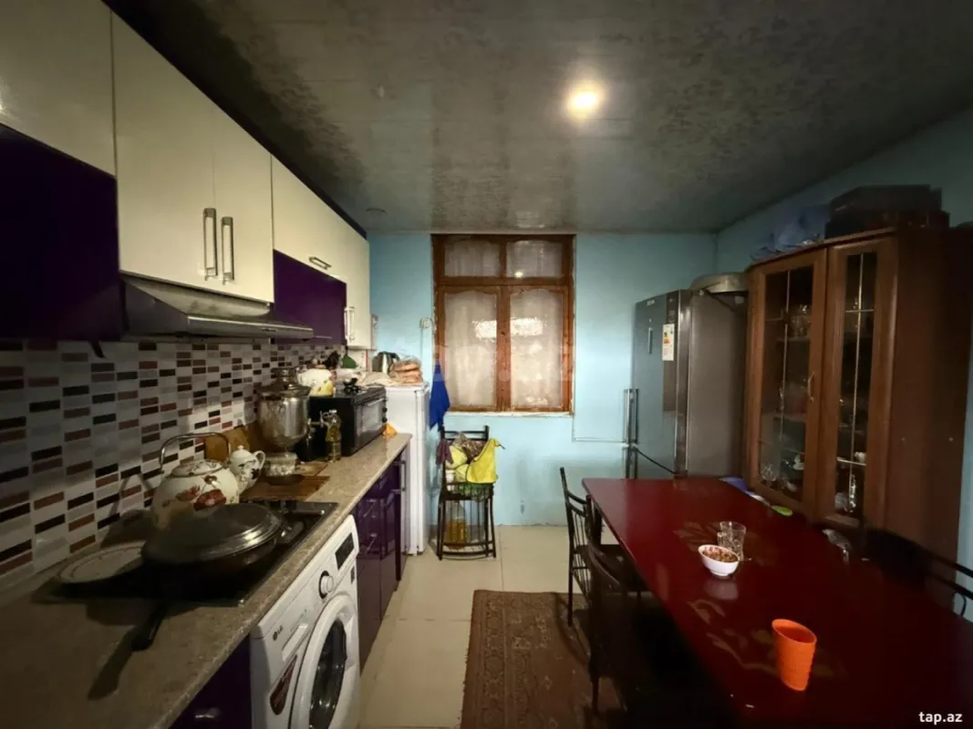 Satılır 4 otaqlı həyət evi