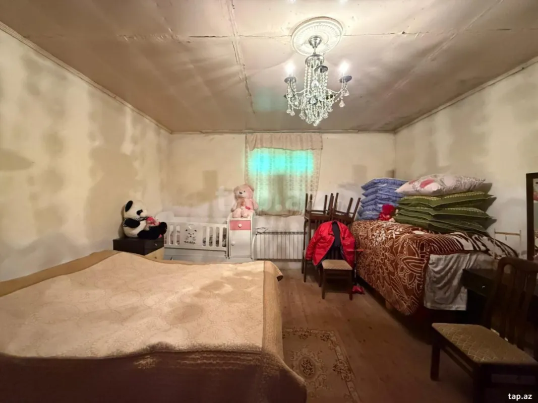 Satılır 4 otaqlı həyət evi