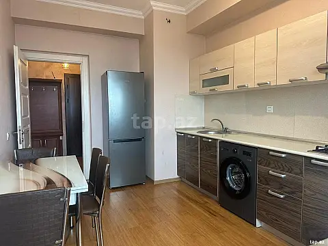 Kirayə verilir 2 otaqlı yeni tikili 80 m²