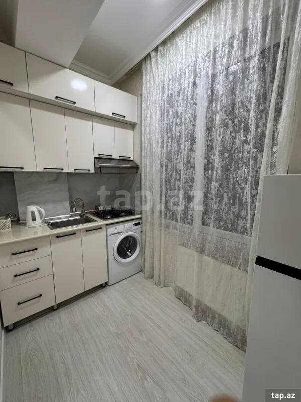 Satılır 2 otaqlı yeni tikili 50 m²