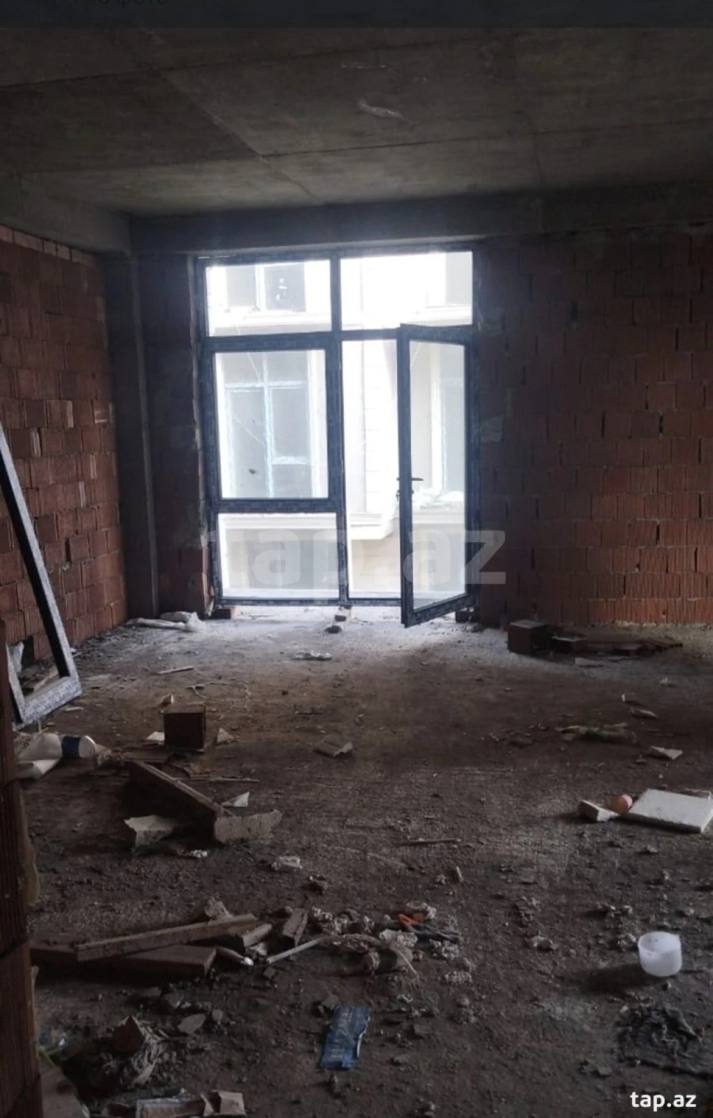 Satılır 2 otaqlı yeni tikili 60 m²