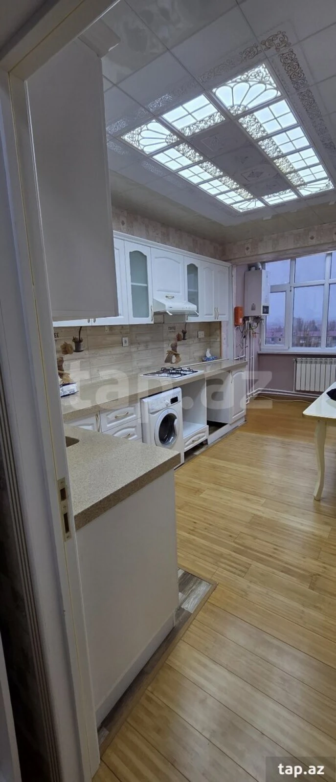 Kirayə verilir 2 otaqlı mənzil 65 m²