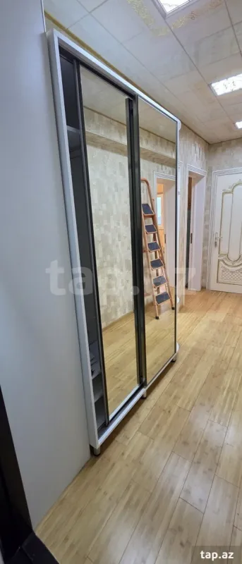 Kirayə verilir 2 otaqlı mənzil 65 m²