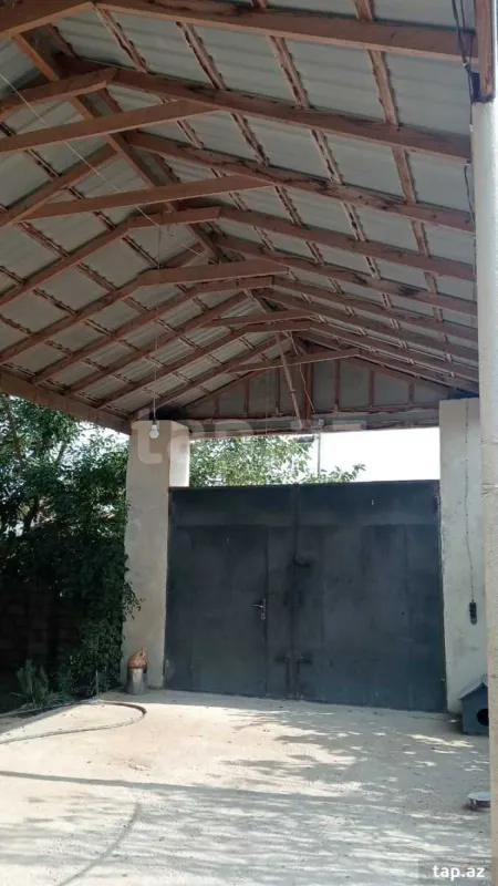 Satılır 3 otaqlı həyət evi