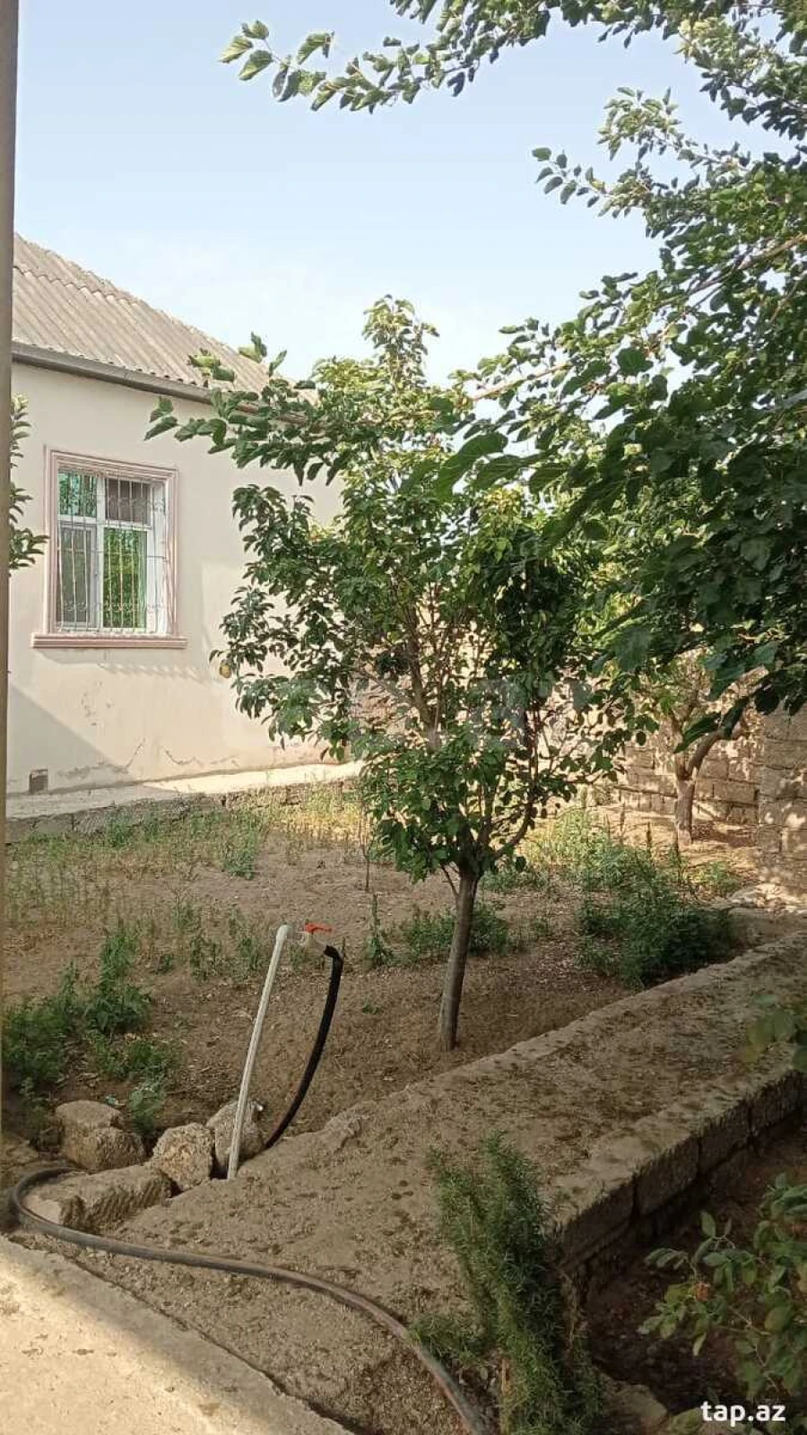 Satılır 3 otaqlı həyət evi