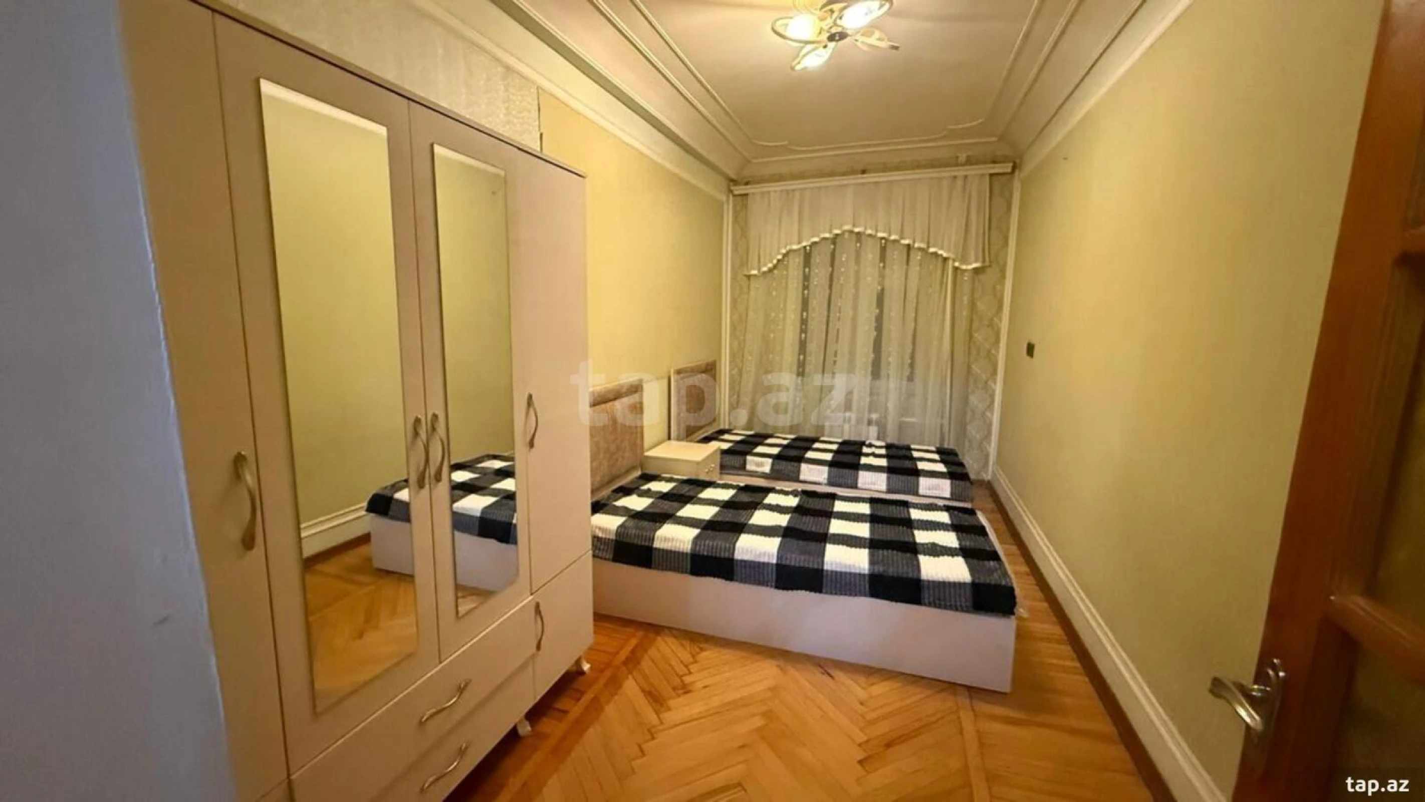 Kirayə verilir 2 otaqlı mənzil 60 m²