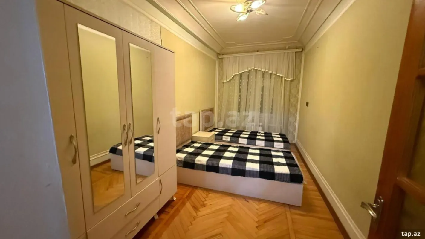 Kirayə verilir 2 otaqlı mənzil 60 m²