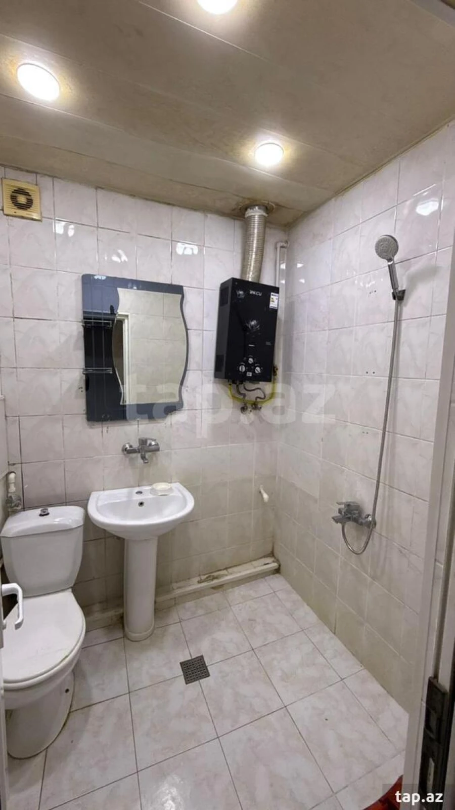 Kirayə verilir 2 otaqlı mənzil 60 m²