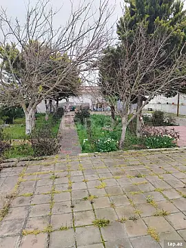 Satılır 3 otaqlı həyət evi