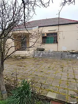 Satılır 3 otaqlı həyət evi
