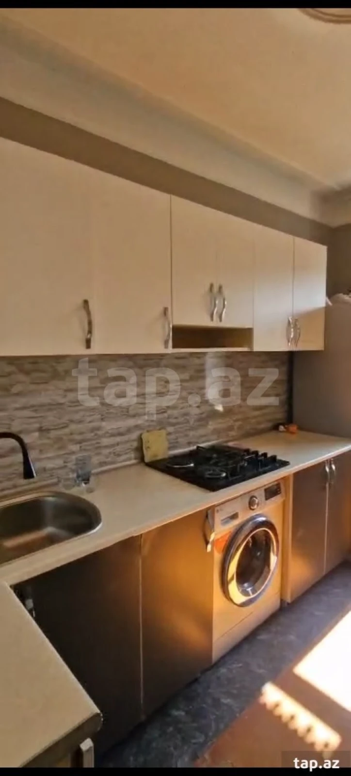 Satılır 4 otaqlı mənzil 80 m²