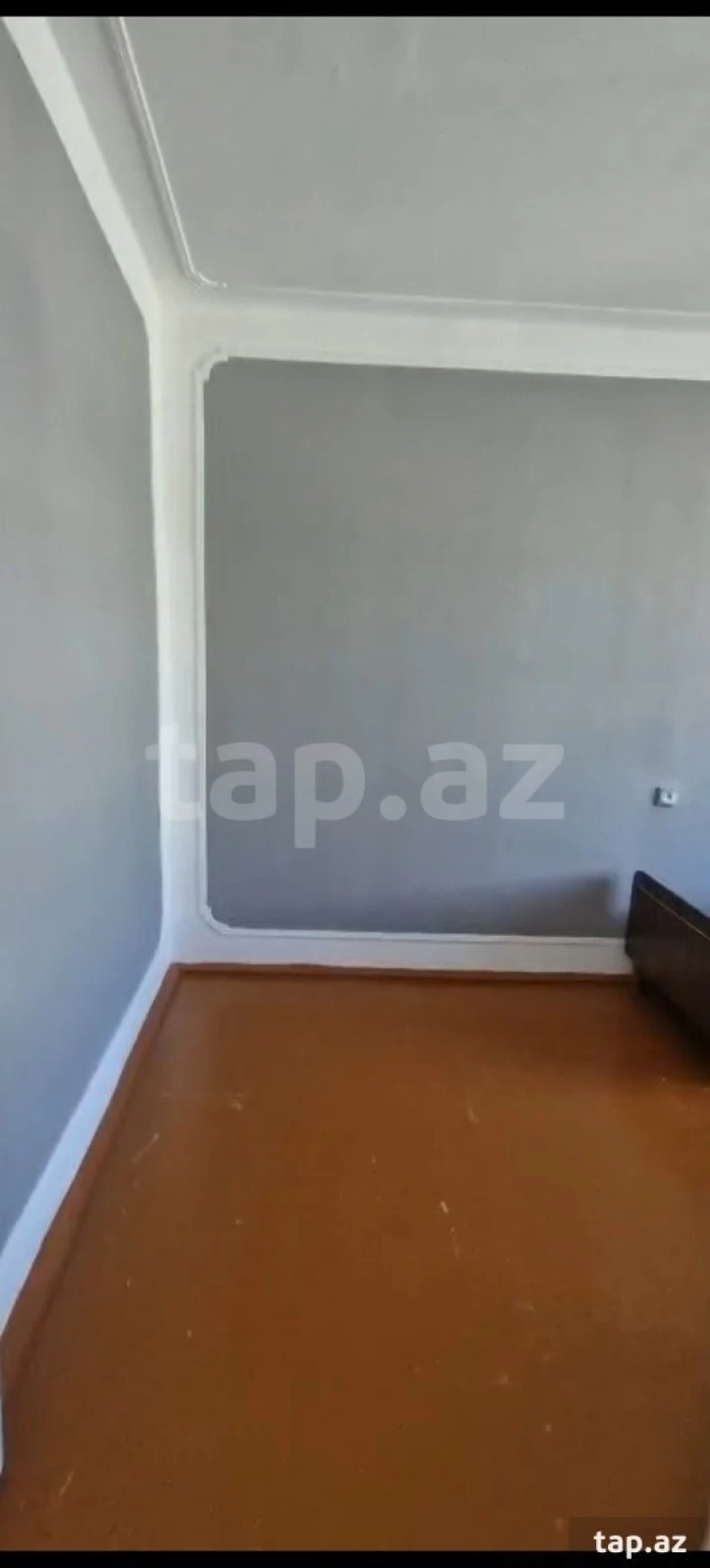 Satılır 4 otaqlı mənzil 80 m²