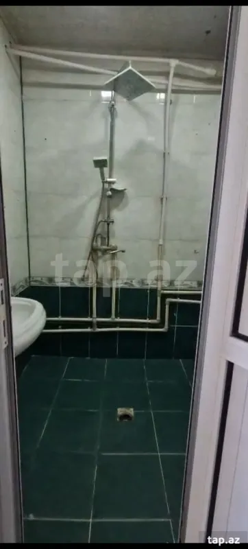 Satılır 4 otaqlı mənzil 80 m²