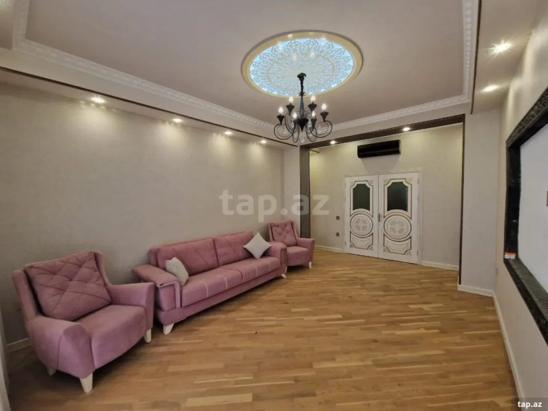 Kirayə verilir 3 otaqlı yeni tikili 122 m²