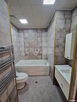 Kirayə verilir 3 otaqlı yeni tikili 122 m²