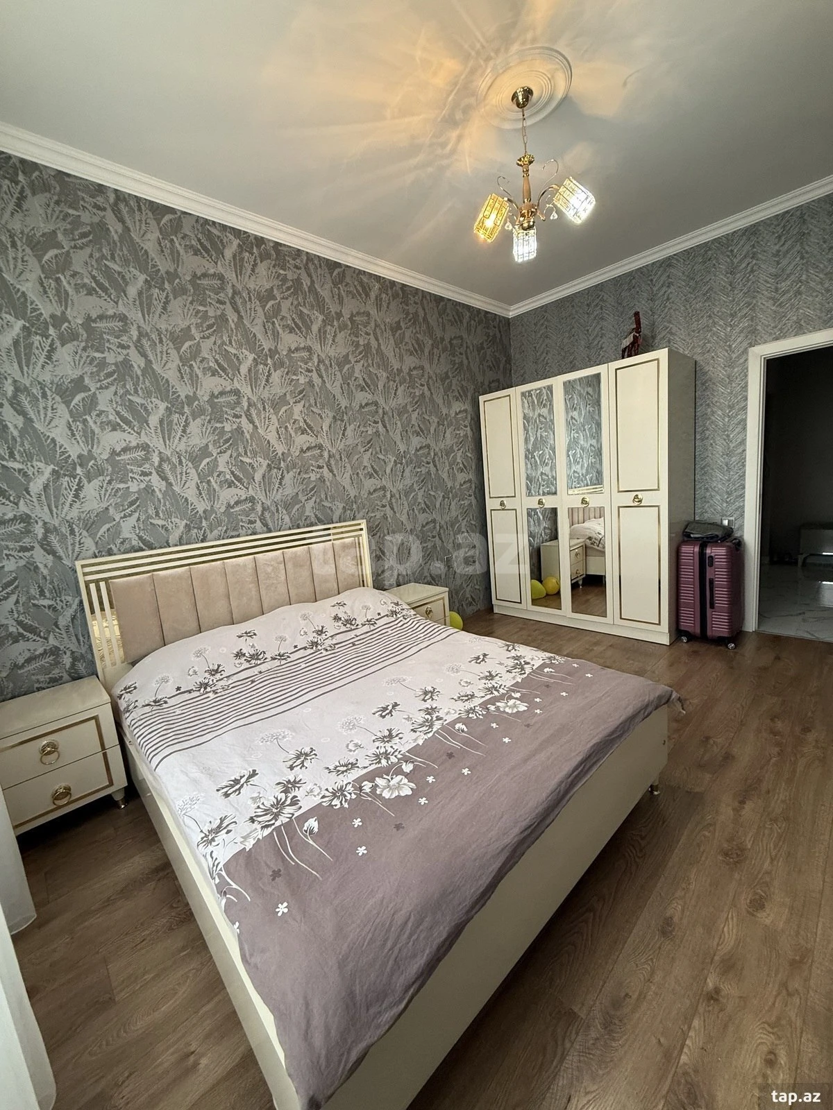 Satılır 3 otaqlı yeni tikili 96 m²