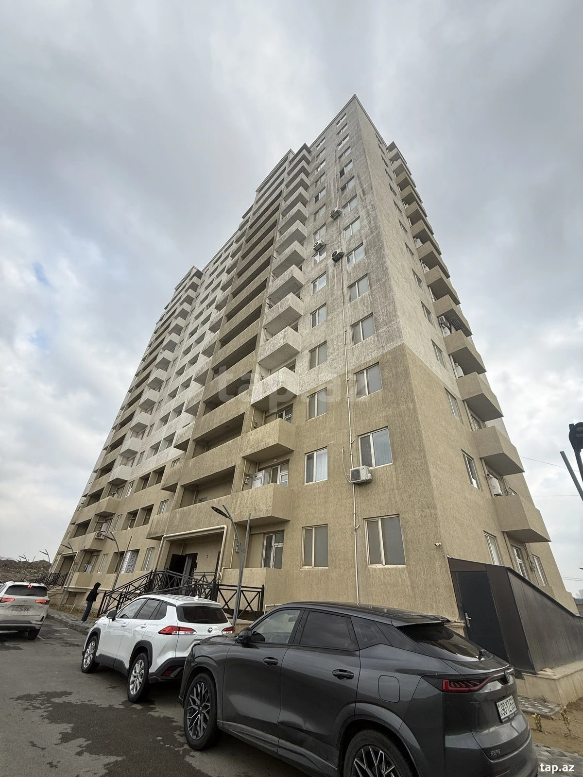 Satılır 3 otaqlı yeni tikili 96 m²