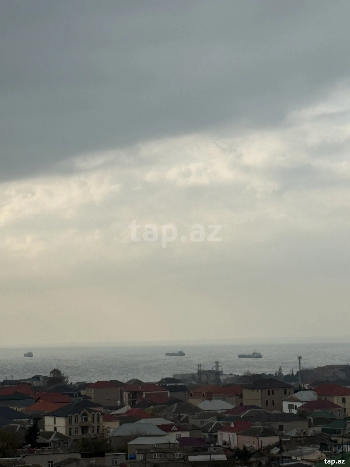 Satılır 3 otaqlı yeni tikili 96 m²