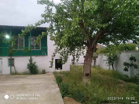 Satılır 5 otaqlı həyət evi