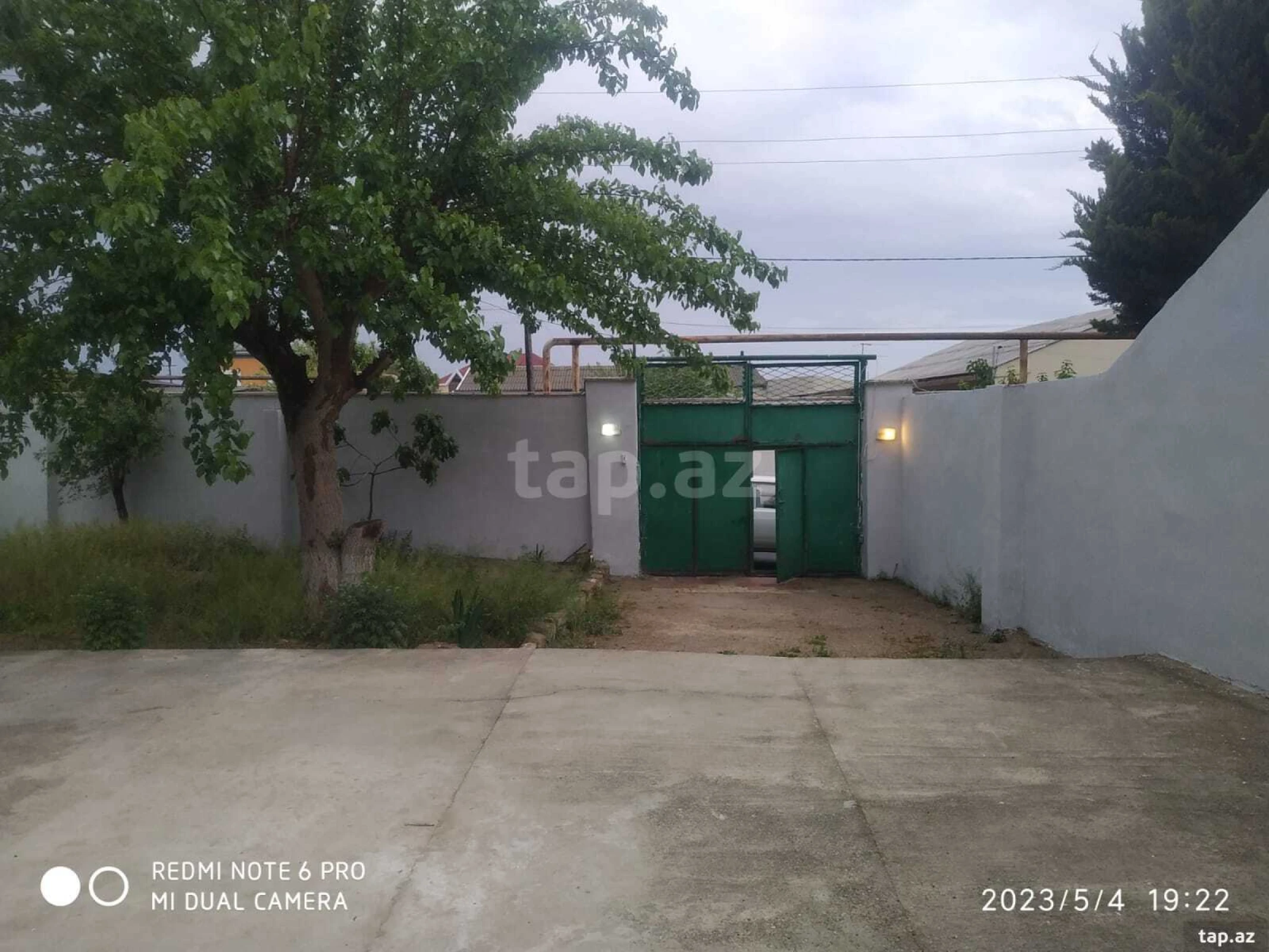 Satılır 5 otaqlı həyət evi