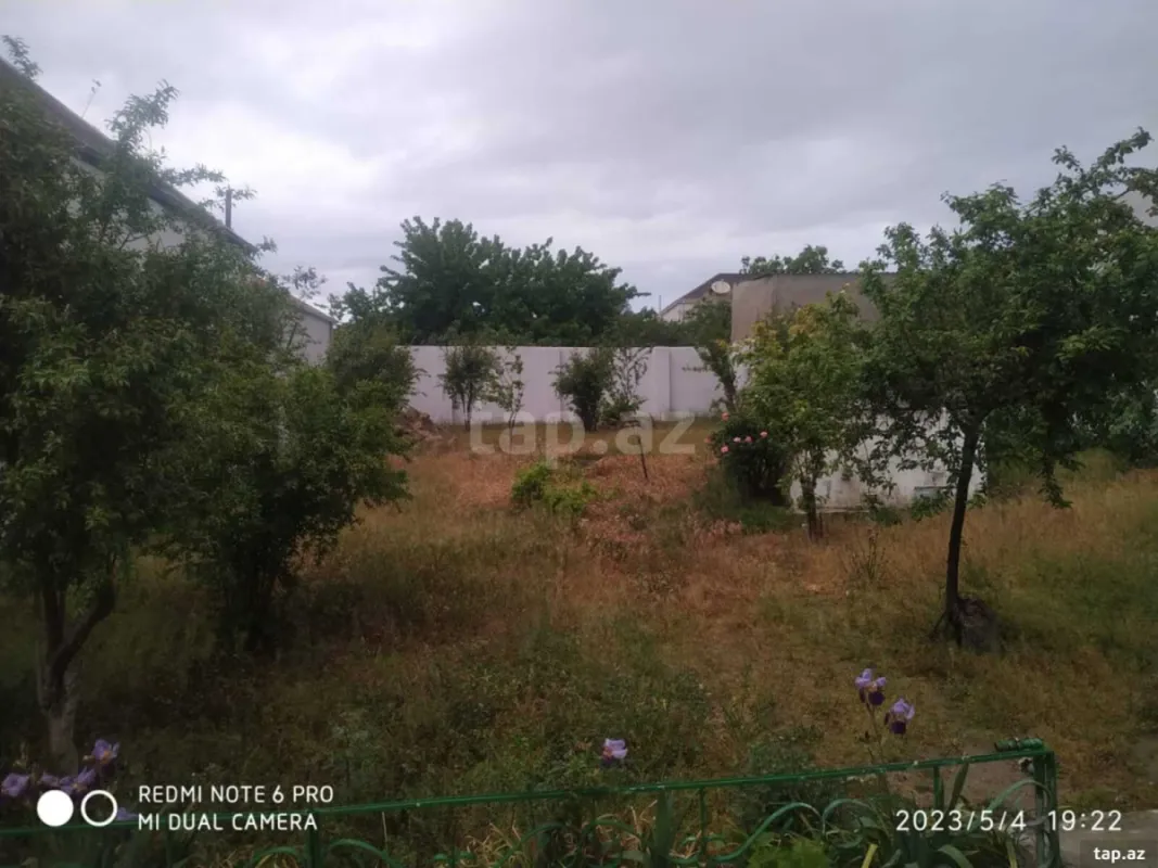 Satılır 5 otaqlı həyət evi