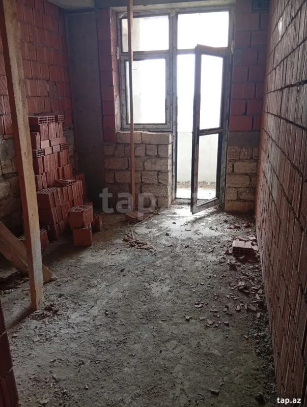 Satılır 3 otaqlı yeni tikili 68 m²