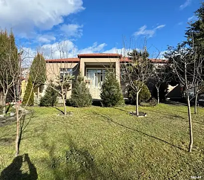 Satılır 7 otaqlı həyət evi