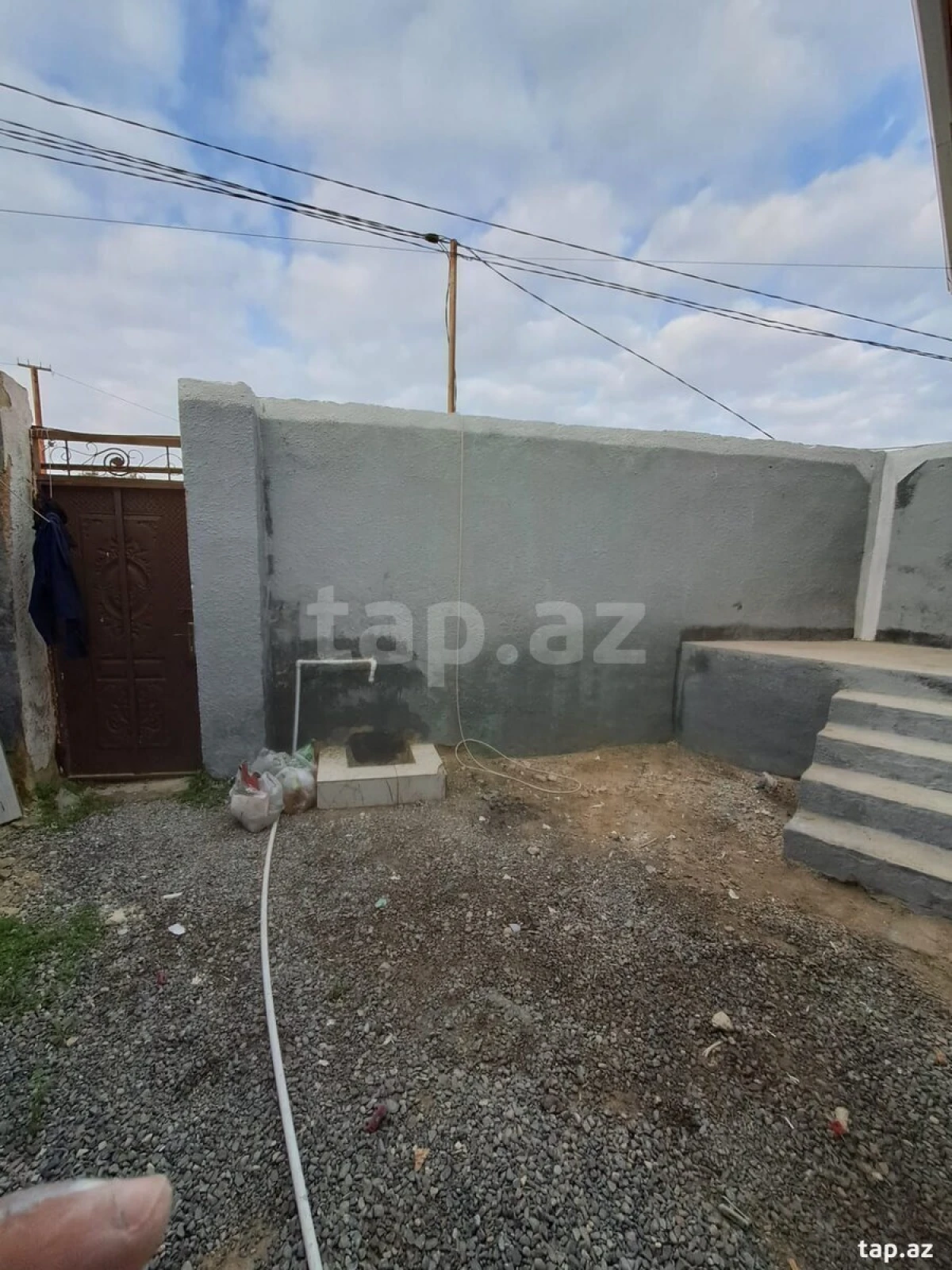 Satılır 3 otaqlı həyət evi