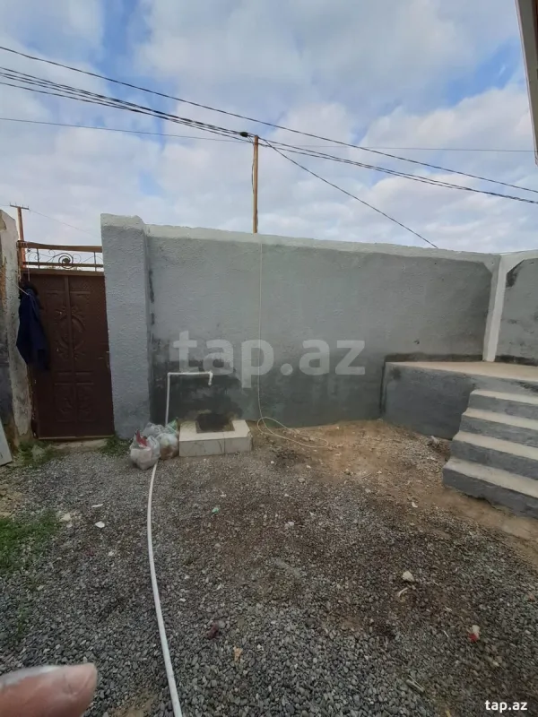 Satılır 3 otaqlı həyət evi