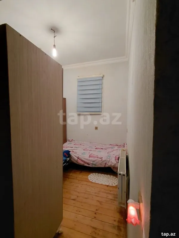 Satılır 4 otaqlı həyət evi