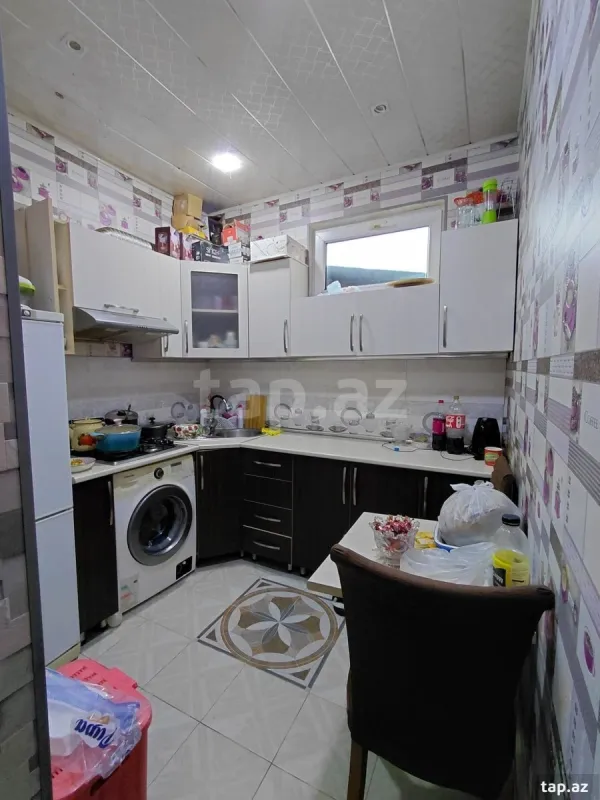 Satılır 4 otaqlı həyət evi