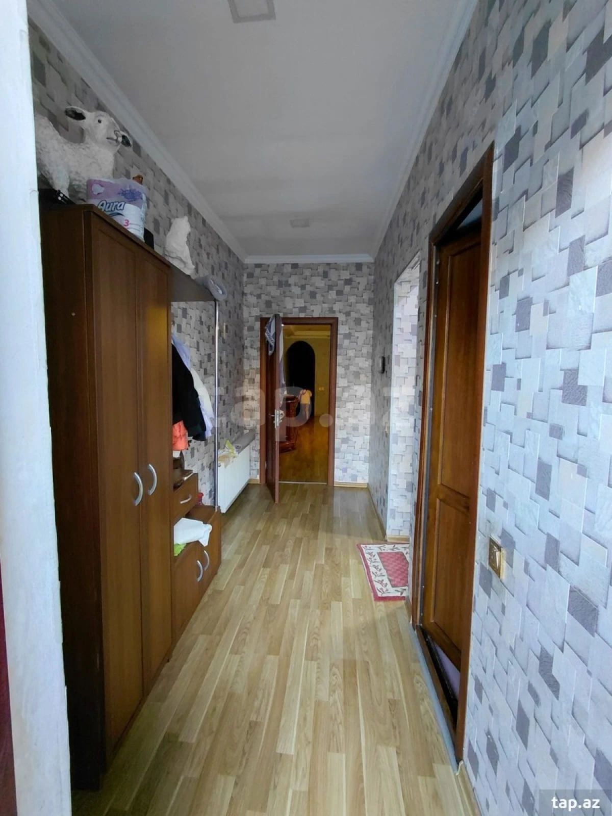 Satılır 4 otaqlı həyət evi