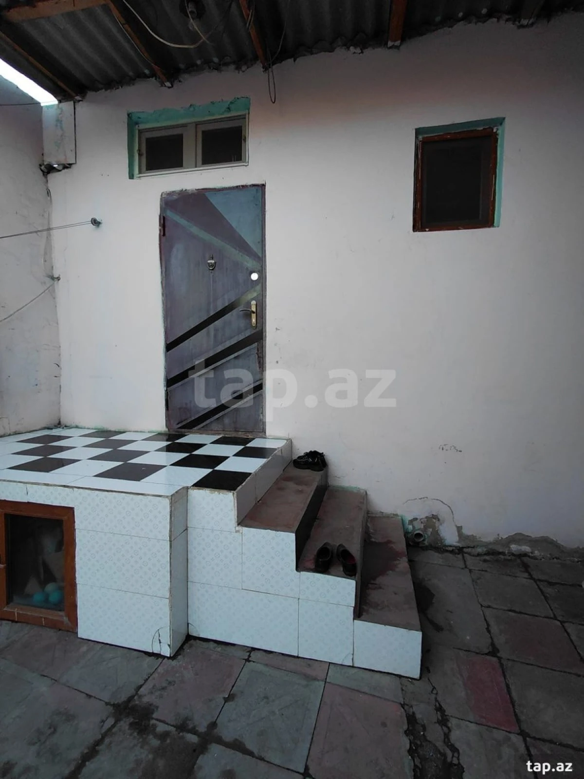 Satılır 4 otaqlı həyət evi