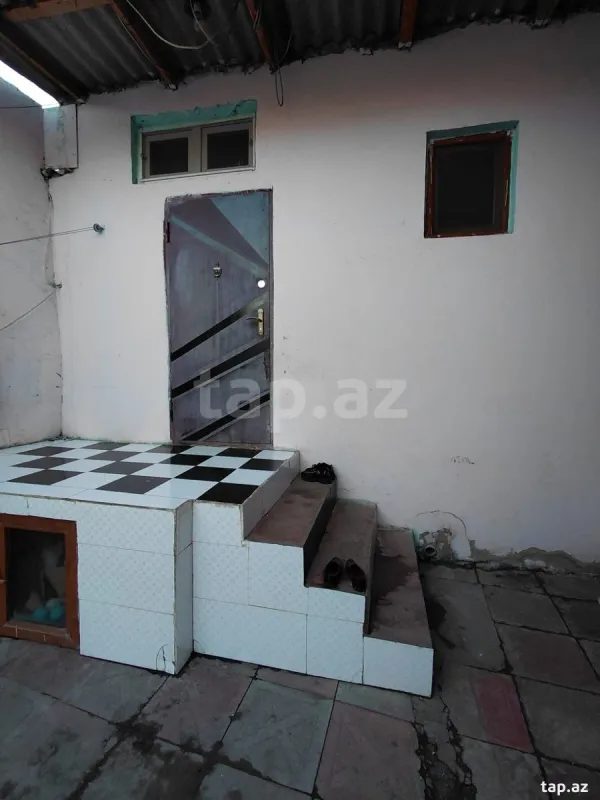 Satılır 4 otaqlı həyət evi