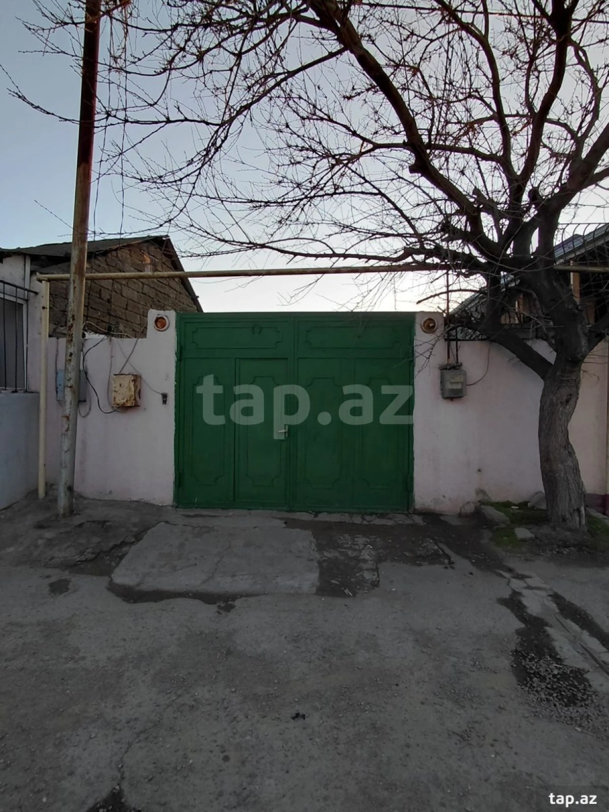 Satılır 4 otaqlı həyət evi