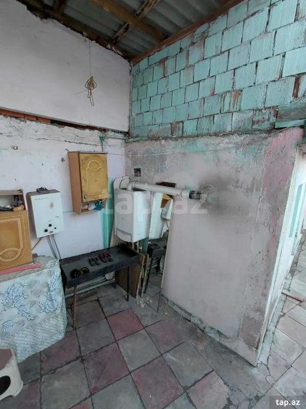 Satılır 4 otaqlı həyət evi