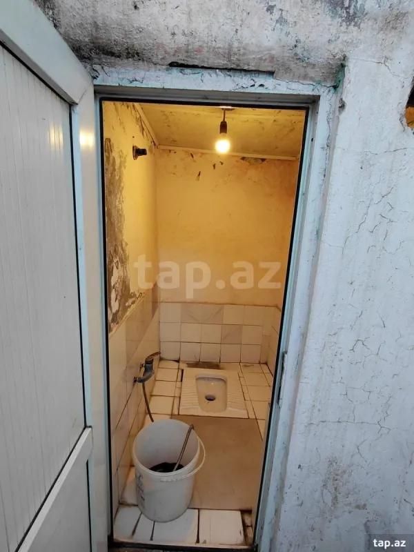 Satılır 4 otaqlı həyət evi