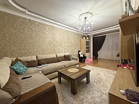Satılır 3 otaqlı mənzil 90 m² — Bakı, Bakıxanov qəs. 3 otaq 90.00 m²