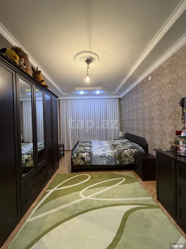 Satılır 3 otaqlı mənzil 90 m²