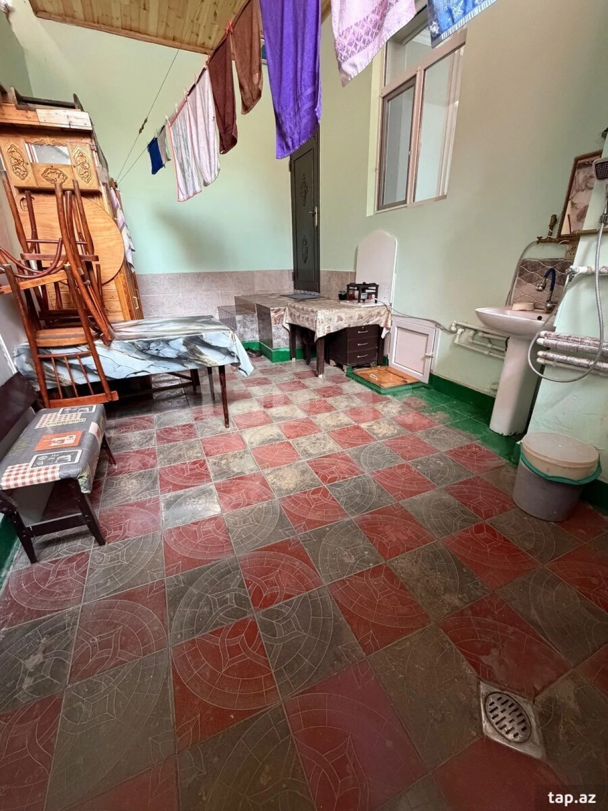 Satılır 3 otaqlı həyət evi